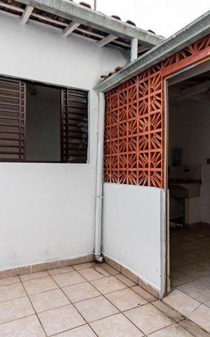 Casa de condomínio à venda com 150m², 2 quartos e 2 vagas Área de serviço