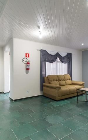 Apartamento à venda com 77m², 2 quartos e 1 vagaHall de entrada do prédio
