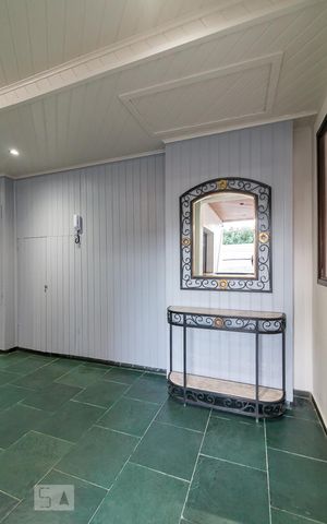 Apartamento à venda com 77m², 2 quartos e 1 vagaHall de entrada do prédio