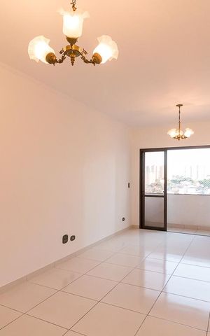 Apartamento à venda com 77m², 2 quartos e 1 vagaSala