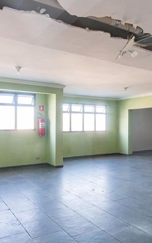 Apartamento à venda com 77m², 2 quartos e 1 vagaÁrea comum - salão de festas