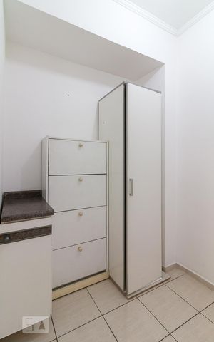 Apartamento à venda com 77m², 2 quartos e 1 vagaQuarto de serviço