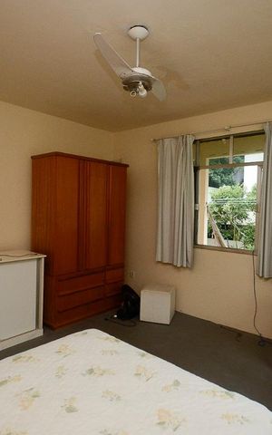 Casa à venda com 450m², 5 quartos e 2 vagas Casa à venda com 450m², 5 quartos e 2 vagasQuarto 5