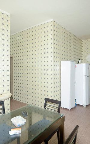 Casa à venda com 450m², 5 quartos e 2 vagas Casa à venda com 450m², 5 quartos e 2 vagasCozinha