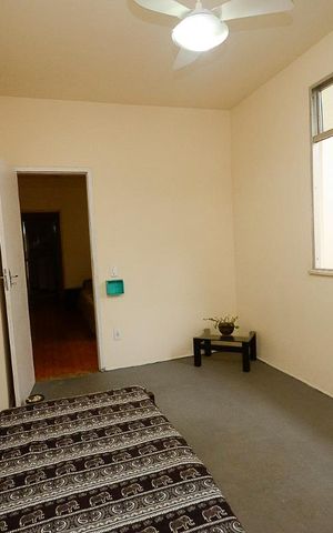 Casa à venda com 450m², 5 quartos e 2 vagas Casa à venda com 450m², 5 quartos e 2 vagasQuarto 3