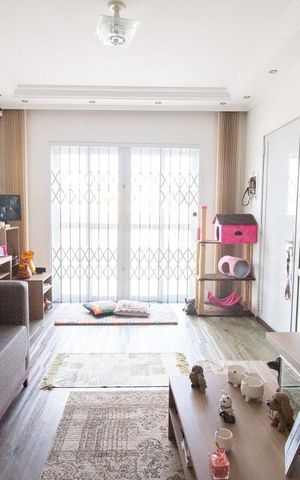 Casa à venda com 147m², 3 quartos e 3 vagasSala