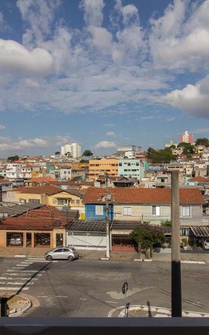 Casa à venda com 147m², 3 quartos e 3 vagasVista