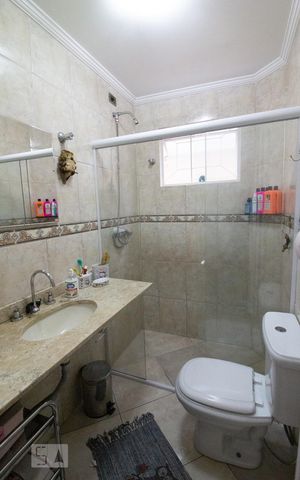 Casa à venda com 147m², 3 quartos e 3 vagasBanheiro Social 2