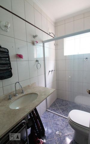 Casa à venda com 147m², 3 quartos e 3 vagasBanheiro Social