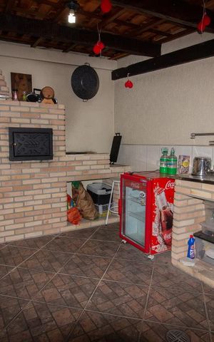 Casa à venda com 147m², 3 quartos e 3 vagasChurrasqueira