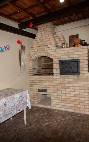 Casa à venda com 147m², 3 quartos e 3 vagasChurrasqueira