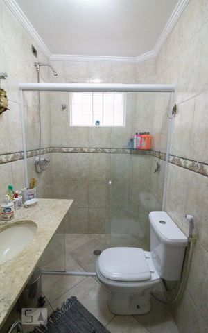 Casa à venda com 147m², 3 quartos e 3 vagasBanheiro Social 2
