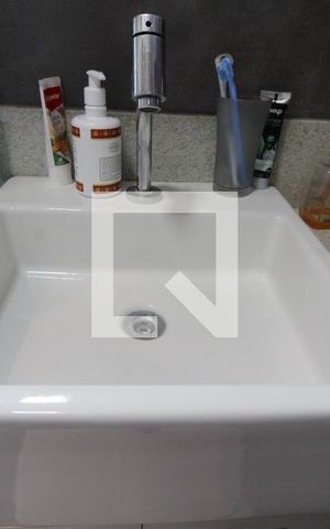 Apartamento à venda com 35m², 1 quarto e 1 vagaPia do banheiro