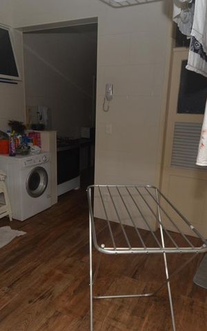 Apartamento à venda com 130m², 3 quartos e 1 vagaÁrea de Serviço