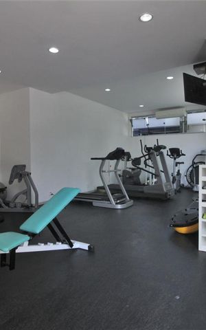 Apartamento à venda com 418m², 4 quartos e 3 vagasAcademia