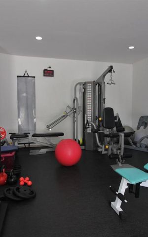 Apartamento à venda com 418m², 4 quartos e 3 vagasAcademia
