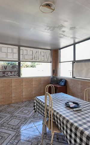 Casa à venda com 320m², 4 quartos e 2 vagasCozinha