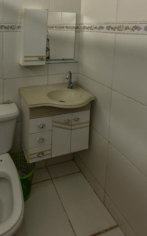 Casa à venda com 320m², 4 quartos e 2 vagasBanheiro Social