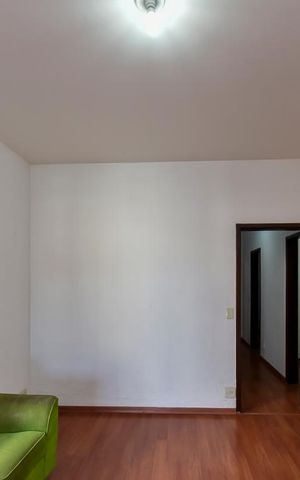Casa à venda com 320m², 4 quartos e 2 vagasSala 2