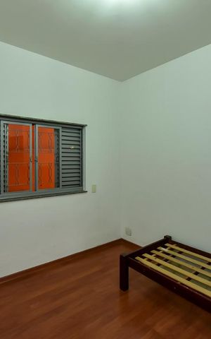 Casa à venda com 320m², 4 quartos e 2 vagasQuarto 2
