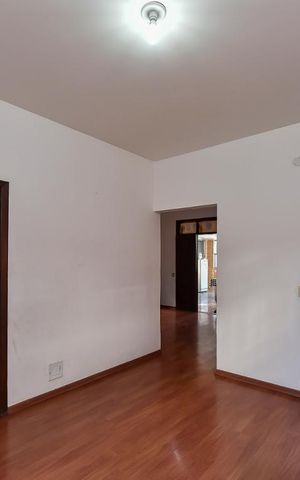 Casa à venda com 320m², 4 quartos e 2 vagasSala 2