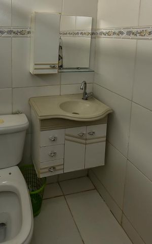 Casa à venda com 320m², 4 quartos e 2 vagasBanheiro Social