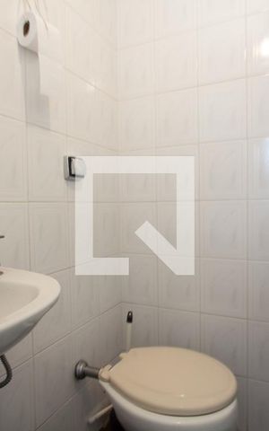 Apartamento à venda com 137m², 3 quartos e 1 vaga Apartamento à venda com 137m², 3 quartos e 1 vagaBanheiro de serviço