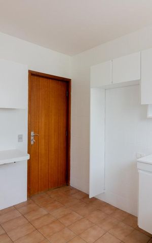 Apartamento para alugar com 102m², 3 quartos e 2 vagas Apartamento para alugar com 102m², 3 quartos e 2 vagasCozinha