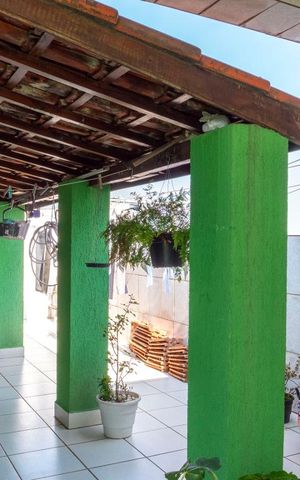 Casa à venda com 160m², 3 quartos e 1 vagaÁrea de Serviço