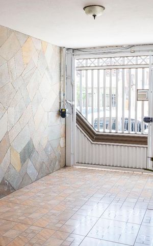 Casa à venda com 160m², 3 quartos e 1 vagaGaragem