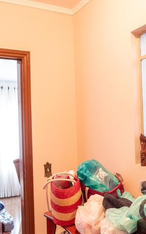Casa à venda com 160m², 3 quartos e 1 vagaEscritório