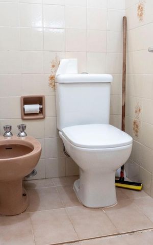Casa à venda com 160m², 3 quartos e 1 vagaBanheiro da Suíte 2