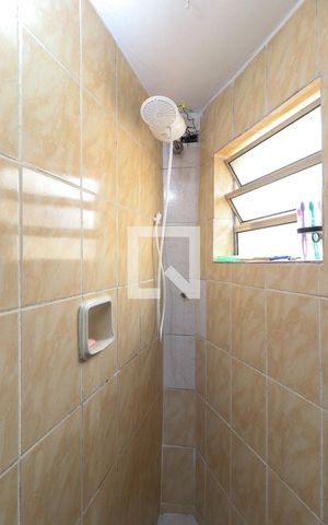 Casa à venda com 160m², 3 quartos e 2 vagasBanheiro 3