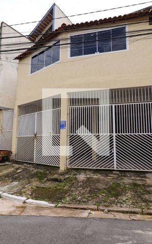 Casa à venda com 160m², 3 quartos e 2 vagasFachada