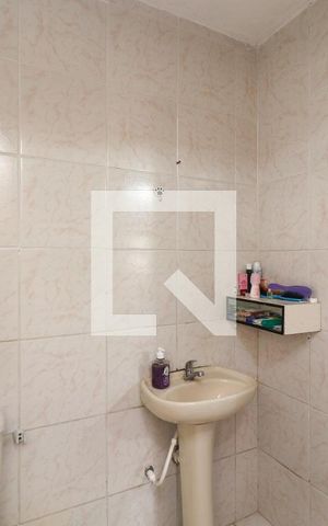 Casa à venda com 160m², 3 quartos e 2 vagasBanheiro 3