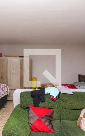 Casa à venda com 160m², 3 quartos e 2 vagasSala e Quarto