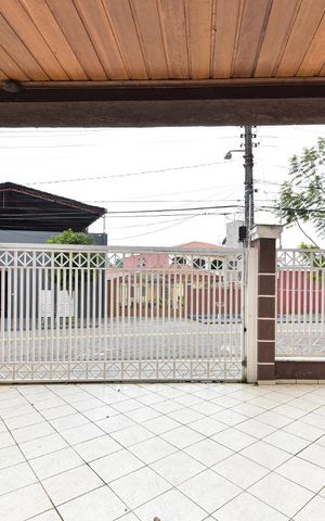 Casa à venda com 335m², 7 quartos e 7 vagas Casa à venda com 335m², 7 quartos e 7 vagasGaragem