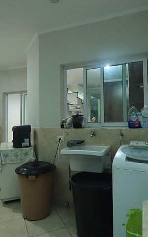 Casa para alugar com 130m², 3 quartos e 4 vagasÁrea de Serviço