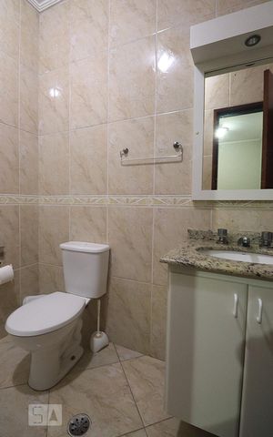 Casa para alugar com 130m², 3 quartos e 4 vagasBanheiro Social