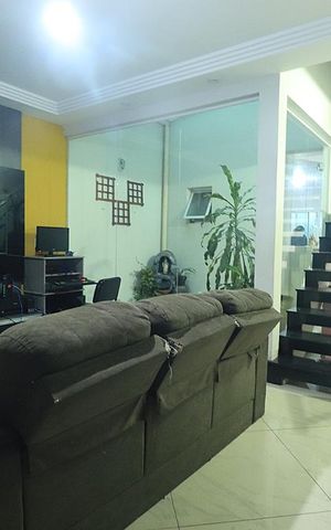 Casa para alugar com 130m², 3 quartos e 4 vagasSala
