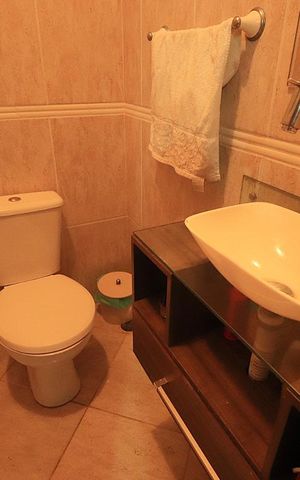 Casa para alugar com 130m², 3 quartos e 4 vagasLavabo