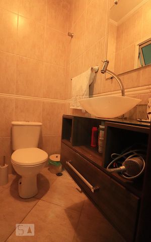 Casa para alugar com 130m², 3 quartos e 4 vagasLavabo