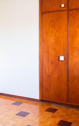Casa à venda com 288m², 4 quartos e 2 vagas Casa à venda com 288m², 4 quartos e 2 vagasQuarto 2