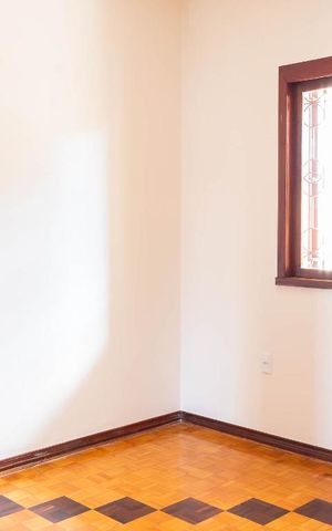 Casa à venda com 288m², 4 quartos e 2 vagas Casa à venda com 288m², 4 quartos e 2 vagasQuarto 3