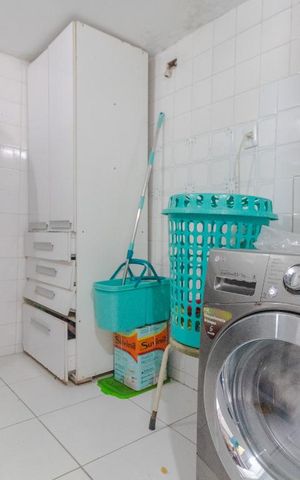 Casa à venda com 300m², 7 quartos e 1 vaga Casa à venda com 300m², 7 quartos e 1 vagaÁrea de Serviço