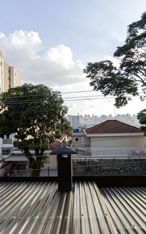 Casa à venda com 217m², 3 quartos e 5 vagas Casa à venda com 217m², 3 quartos e 5 vagasquarto 2 vista