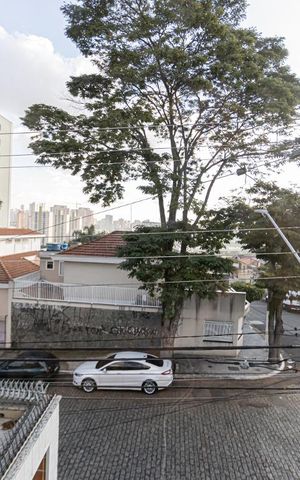 Casa à venda com 217m², 3 quartos e 5 vagas Casa à venda com 217m², 3 quartos e 5 vagasvista