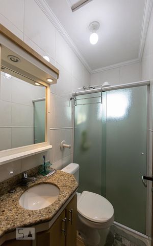 Casa à venda com 217m², 3 quartos e 5 vagas Casa à venda com 217m², 3 quartos e 5 vagasBanheiro