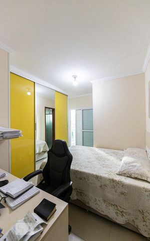 Casa à venda com 217m², 3 quartos e 5 vagas Casa à venda com 217m², 3 quartos e 5 vagassuíte
