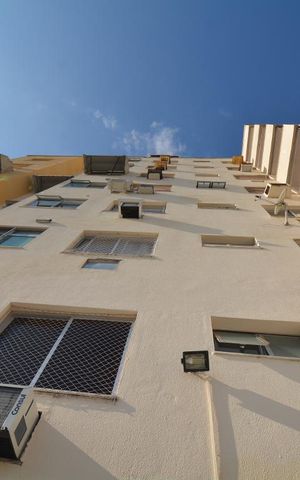 Apartamento para alugar com 55m², 2 quartos e 1 vagaFachada do bloco